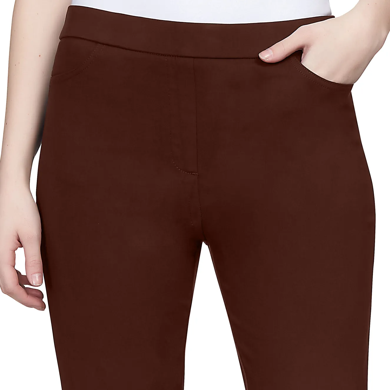 Alfred Dunner Classic Allure Fit Proportioned Pant with Elastic Comfort Waistband, Short