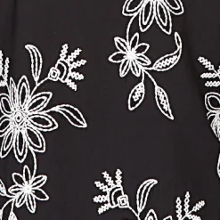 Alfred Dunner Tossed Floral Embroidered Top