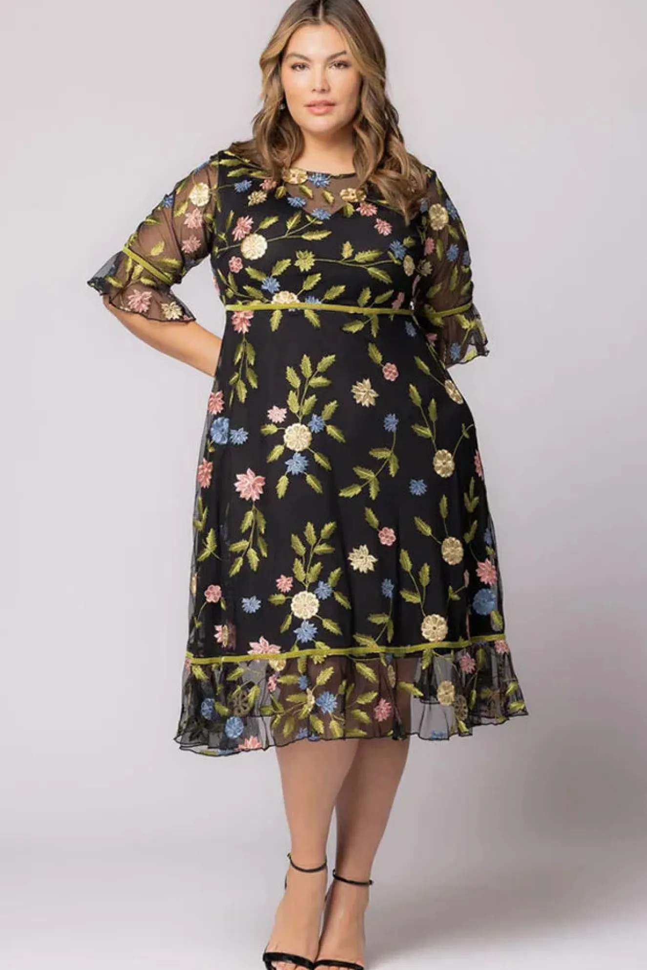 Black Blossom Print Wildflower Embroidered Dress - Plus