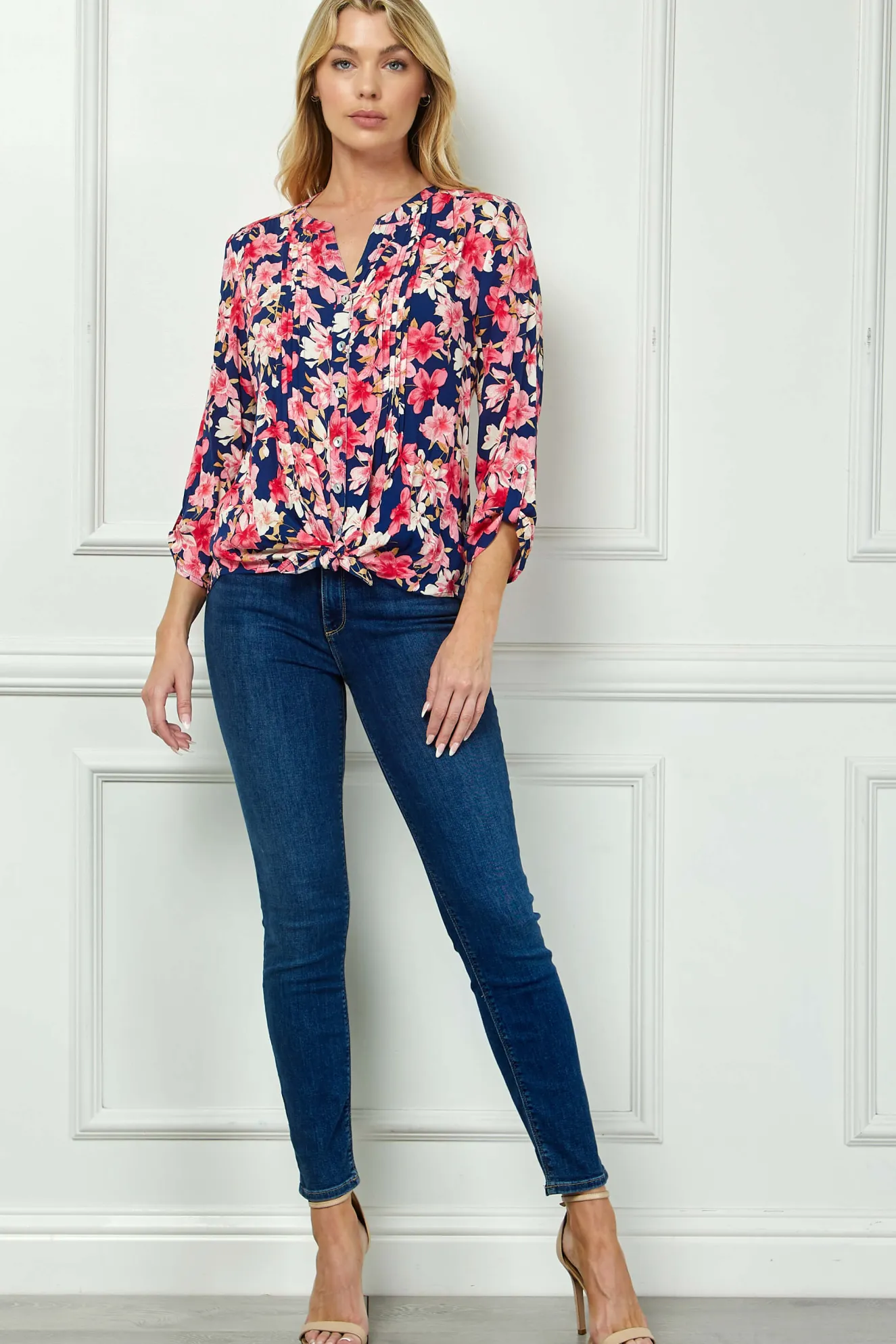 3/4 Button Tab Sleeve Pintuck Tie Front Blouse in Navy/Coral