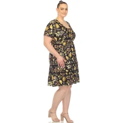 Floral Short Sleeve Knee Length Dress - Plus