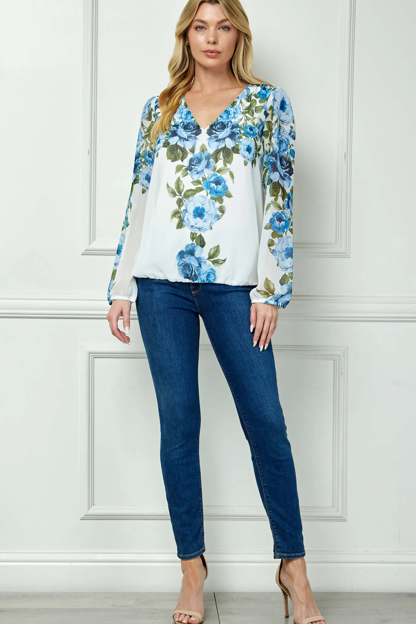 Long Elastic Cuff Sleeve V-Neck Placement Print Bubble Blouse