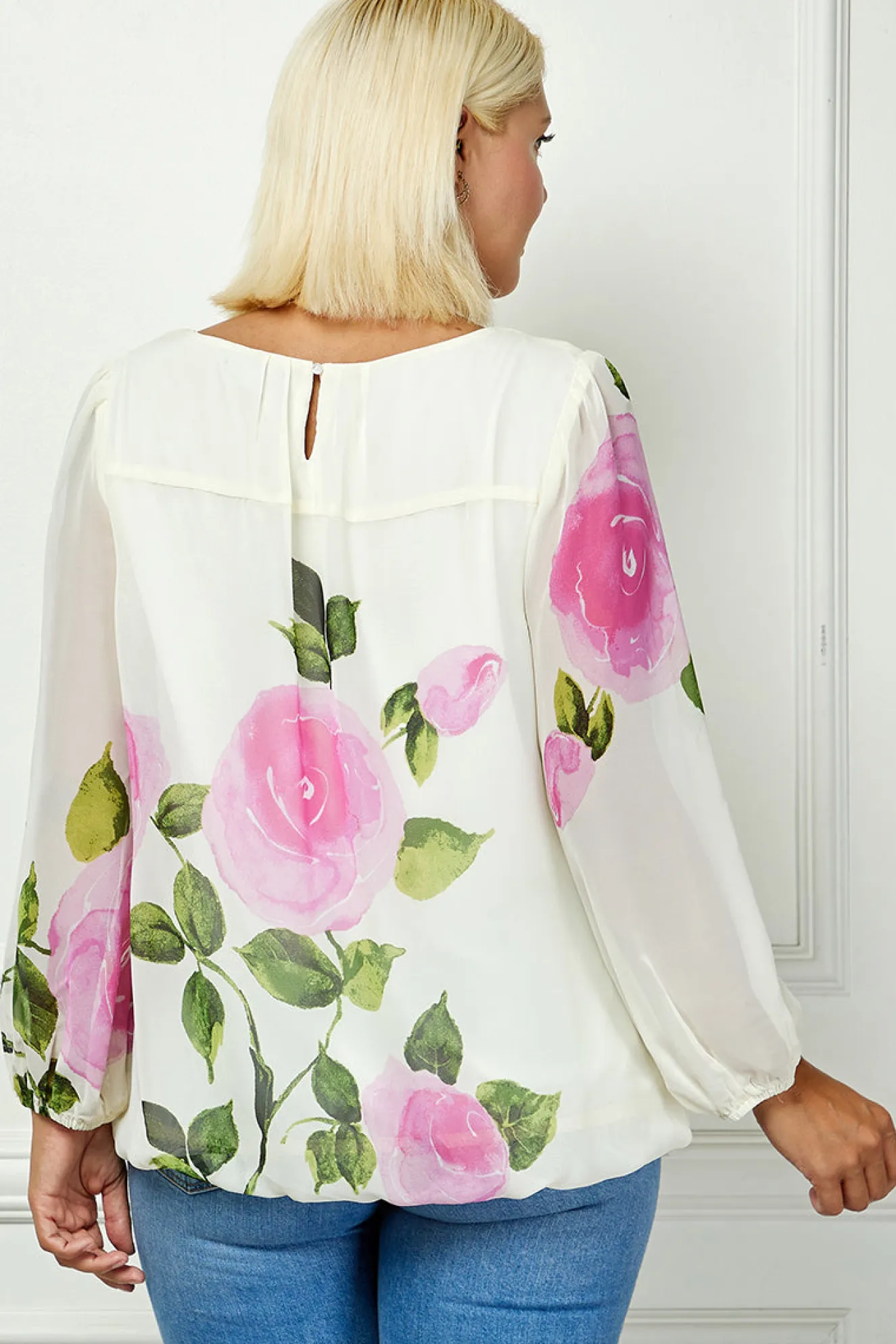 Long Sleeve Pleat Neck Placement Print Bubble Blouse in Ivory - Plus