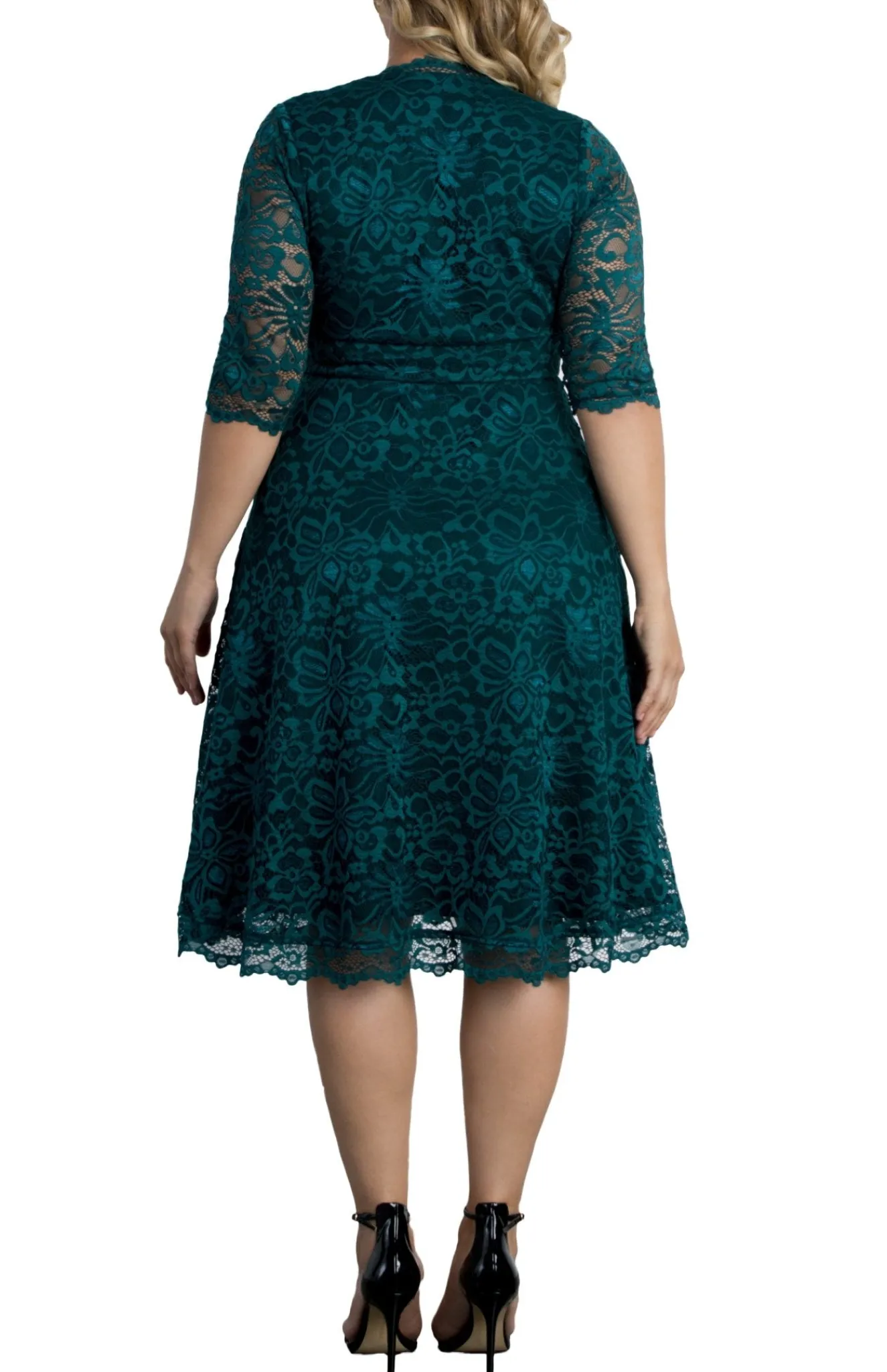 Mademoiselle Lace Cocktail Dress - Plus