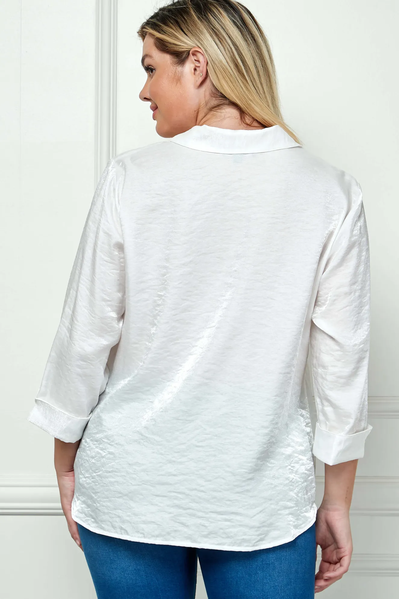 3/4 Notch Sleeve Button Front Spread Collar Blouse in White - Plus