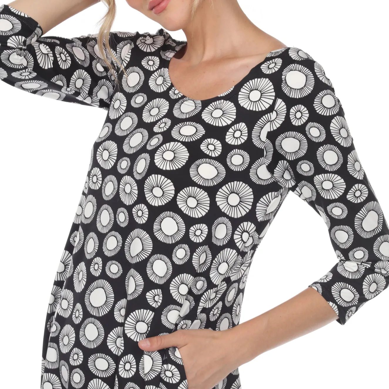 Printed Geometric Circle Tunic Top