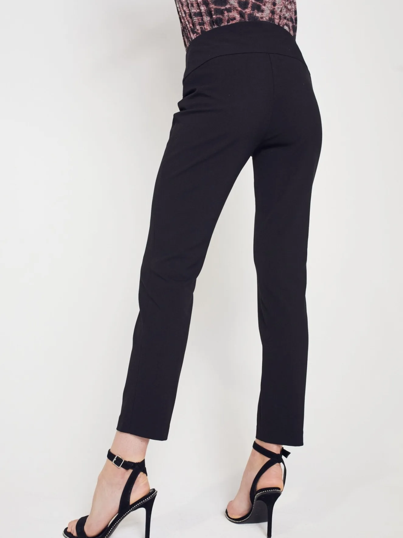 Roz & Ali™ Secret Agent Pants Tummy ControlSlim Leg Pants