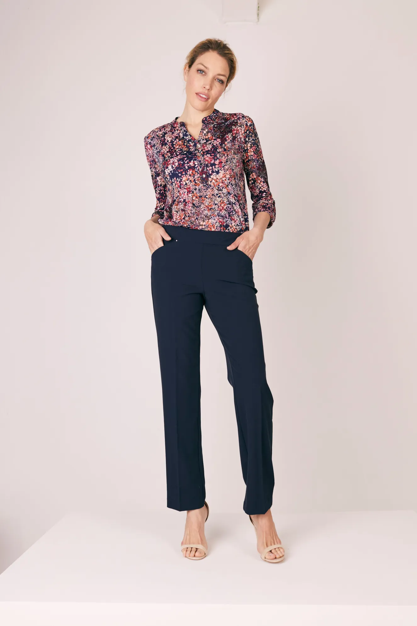 Roz & Ali™ Secret Agent Pull On Tummy Control Pants Straight Leg