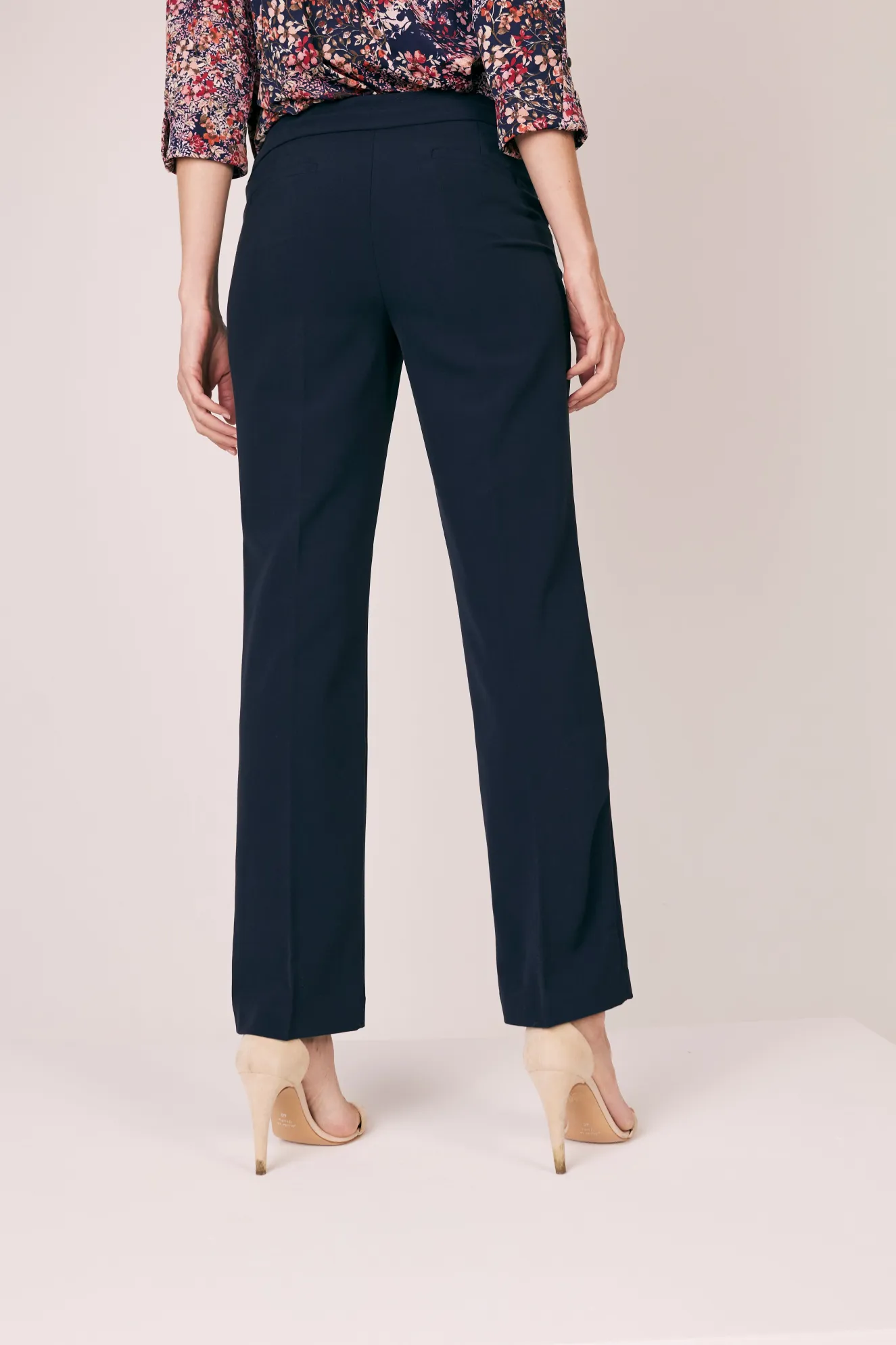 Roz & Ali™ Secret Agent Pull On Tummy Control Pants Straight Leg