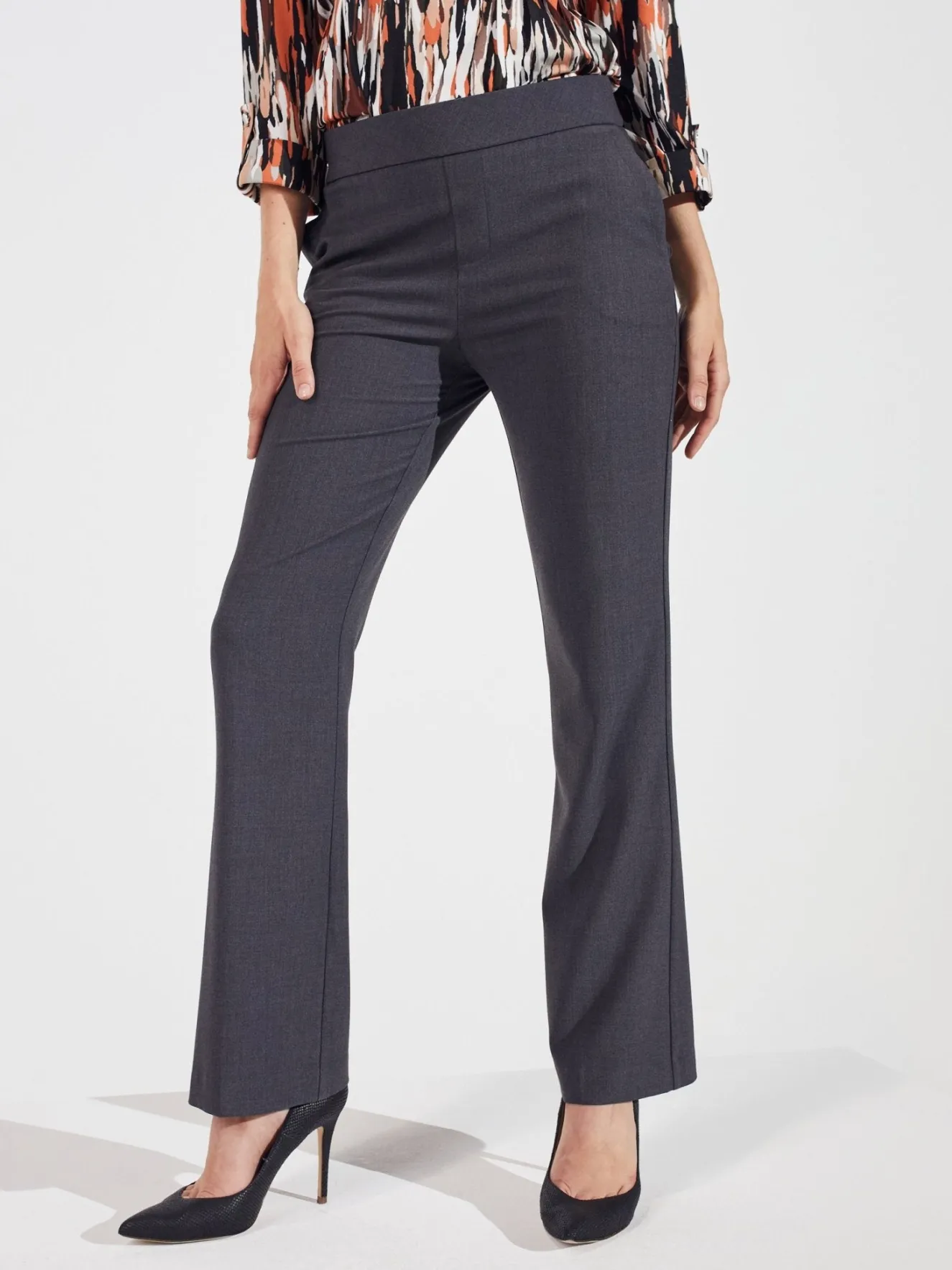 Roz & Ali™ Secret Agent Slight Tummy Control Bootcut Pants