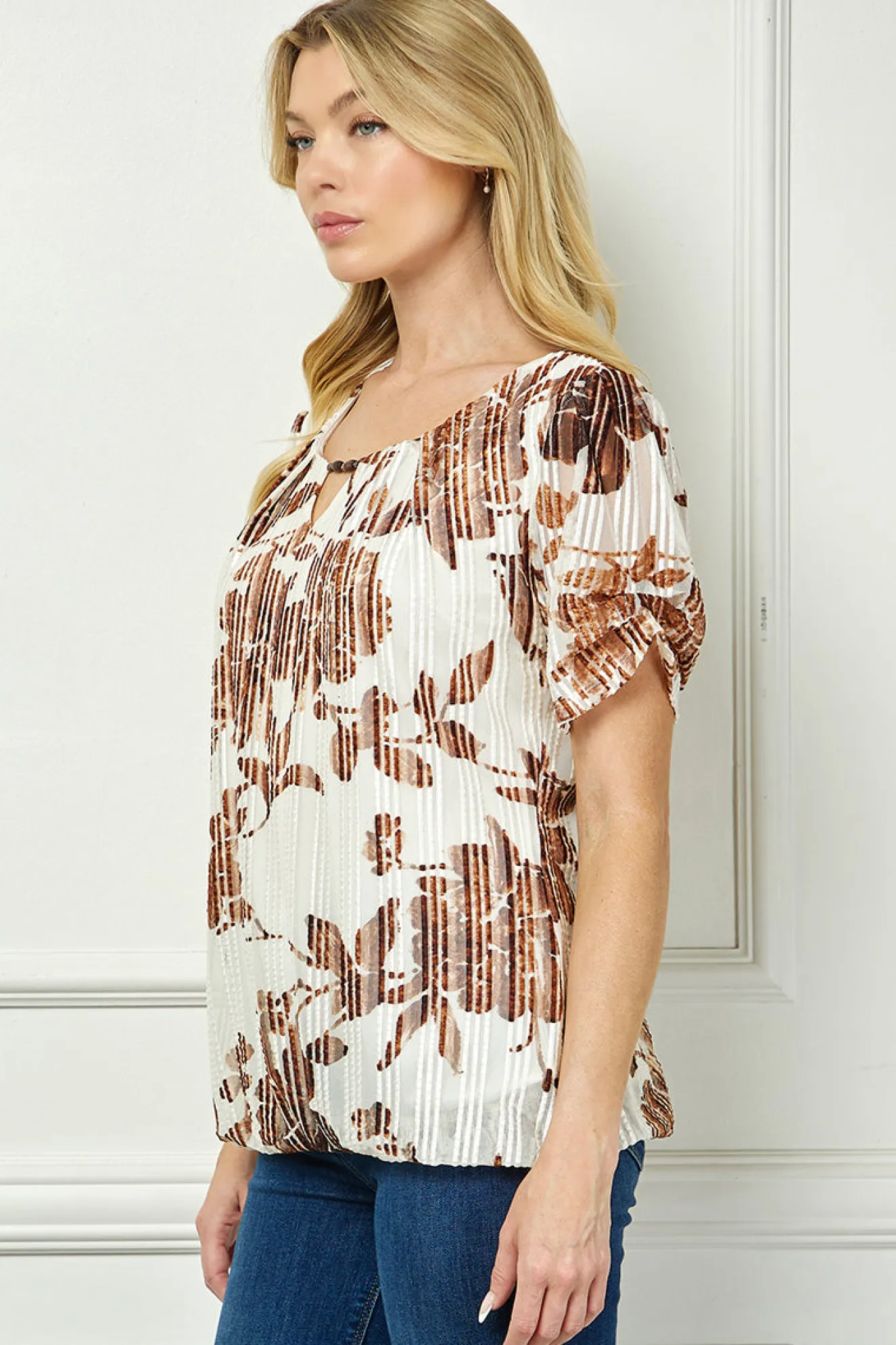 Ruched Sleeve Cutout Neck Bubble Blouse in Ivory/Brown/Tan