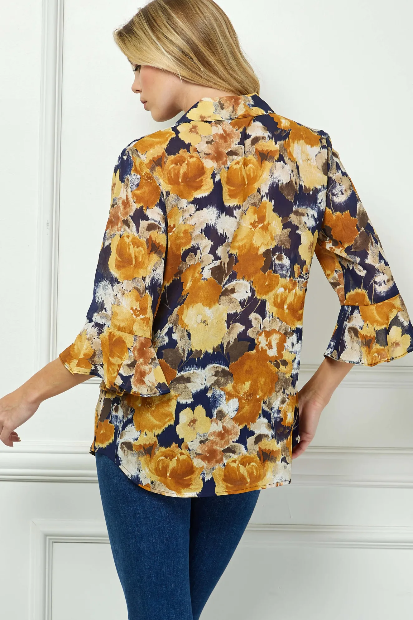 3/4 Ruffle Sleeve Swing Blouse in Navy/Gold
