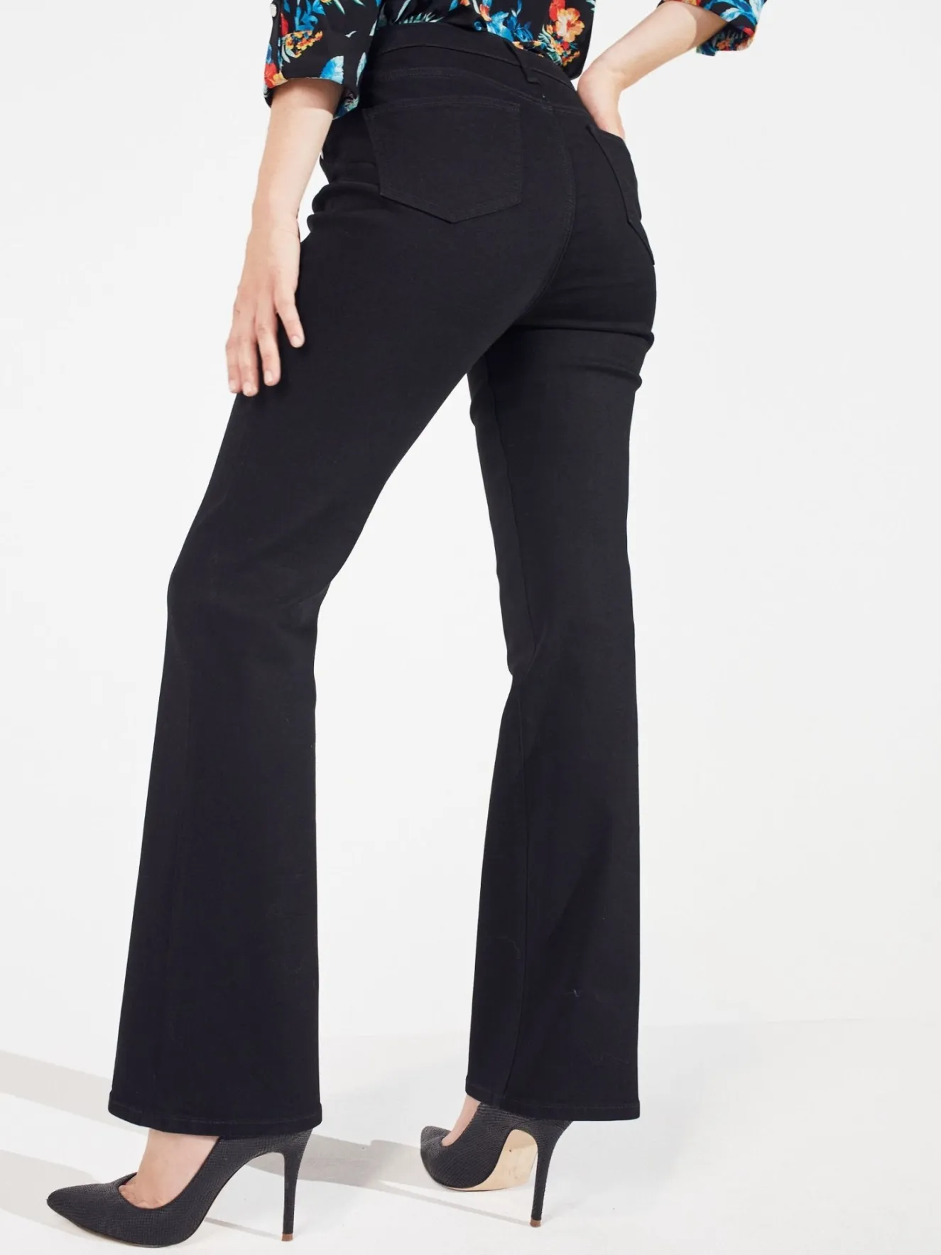 Westport Signature Bootcut 5 Pocket Denim Jean