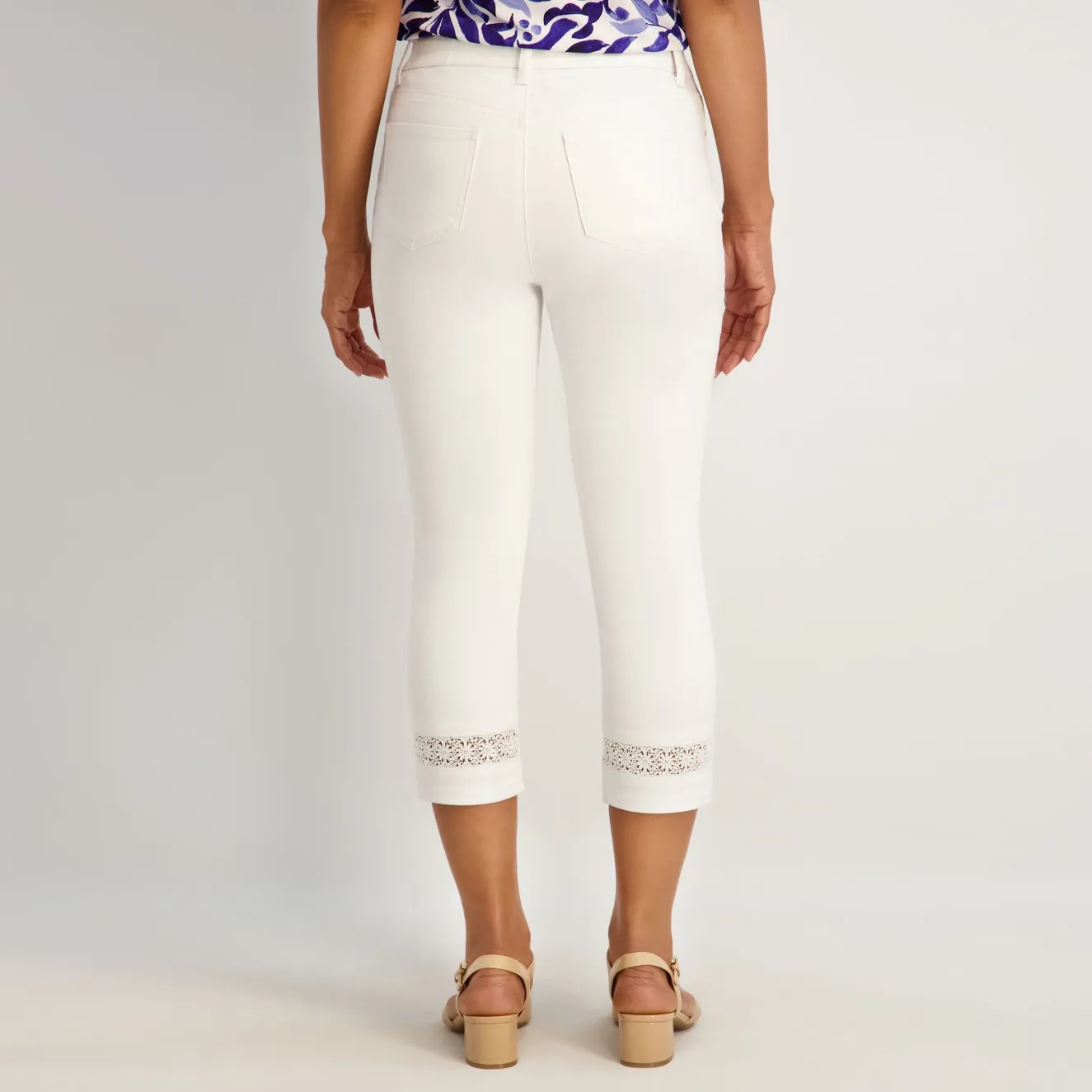 Westport Signature Crochet Capri in White