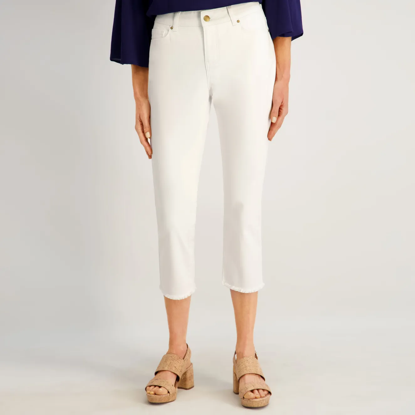 Westport Signature Fray Hem Capri in White