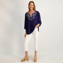 Westport Signature Fray Hem Capri in White