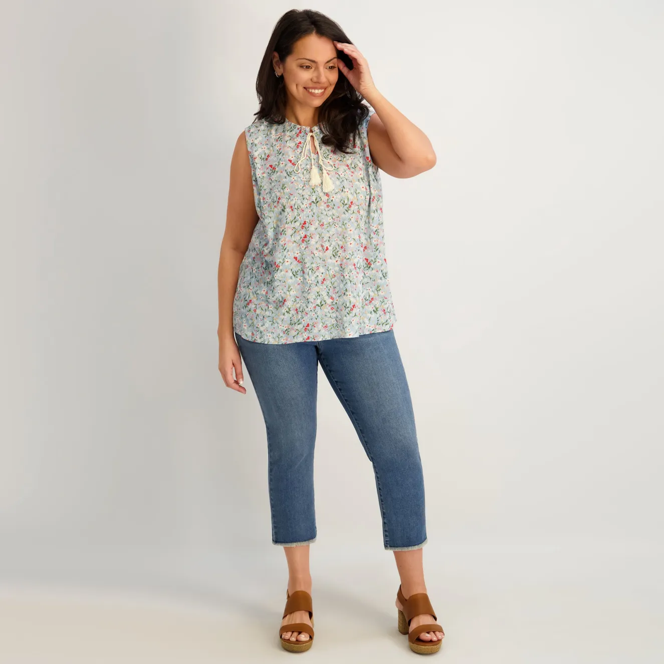 Westport Signature Fray Hem Capri in Dark Wash - Plus
