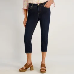 Westport Signature Side Slit Capri in Rinse