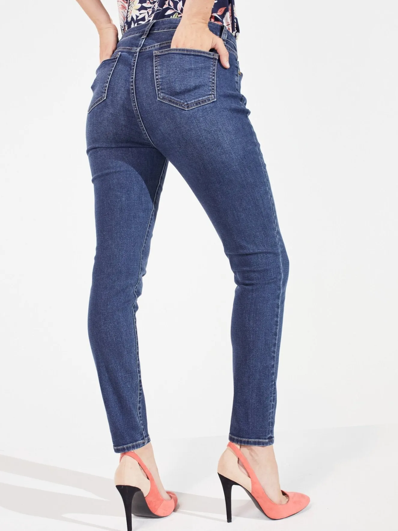 Westport Signature Skinny 5 Pocket Denim Jean-Petite