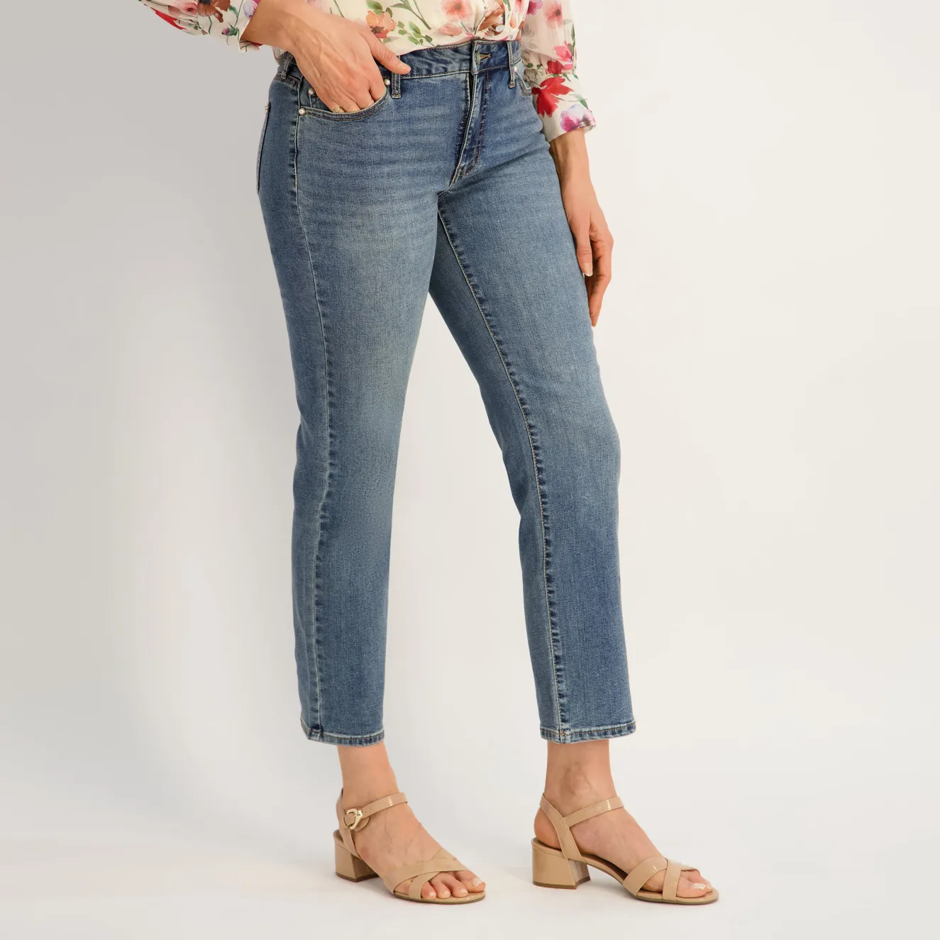 Westport Signature Straight Leg Pearl Rivet Denim Jeans
