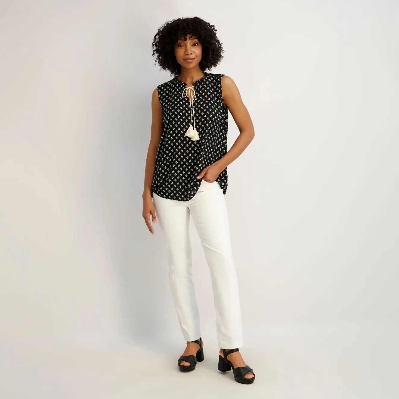 Westport Signature Straight Leg in White