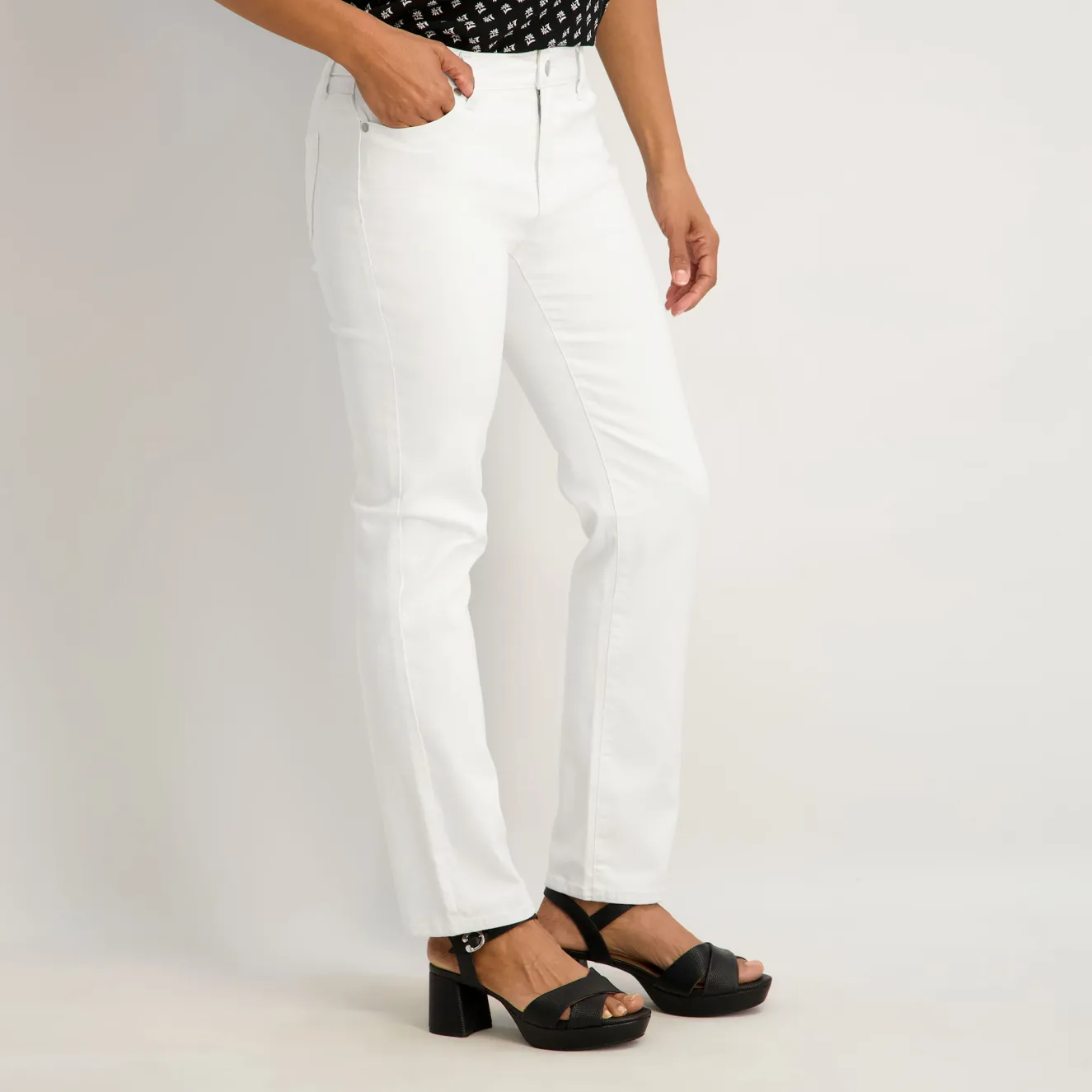 Westport Signature Straight Leg in White